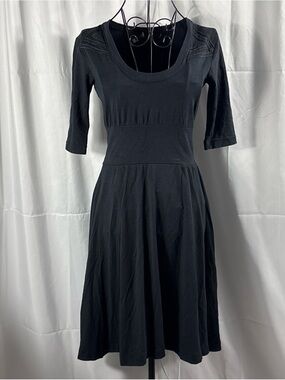 Women’s Black Scoop Neck Long Sleeve Fit-and-Flare Dress